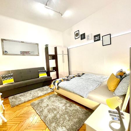 Small Cosy Apartment Near The Famous Westend City Center Budapest Eksteriør bilde