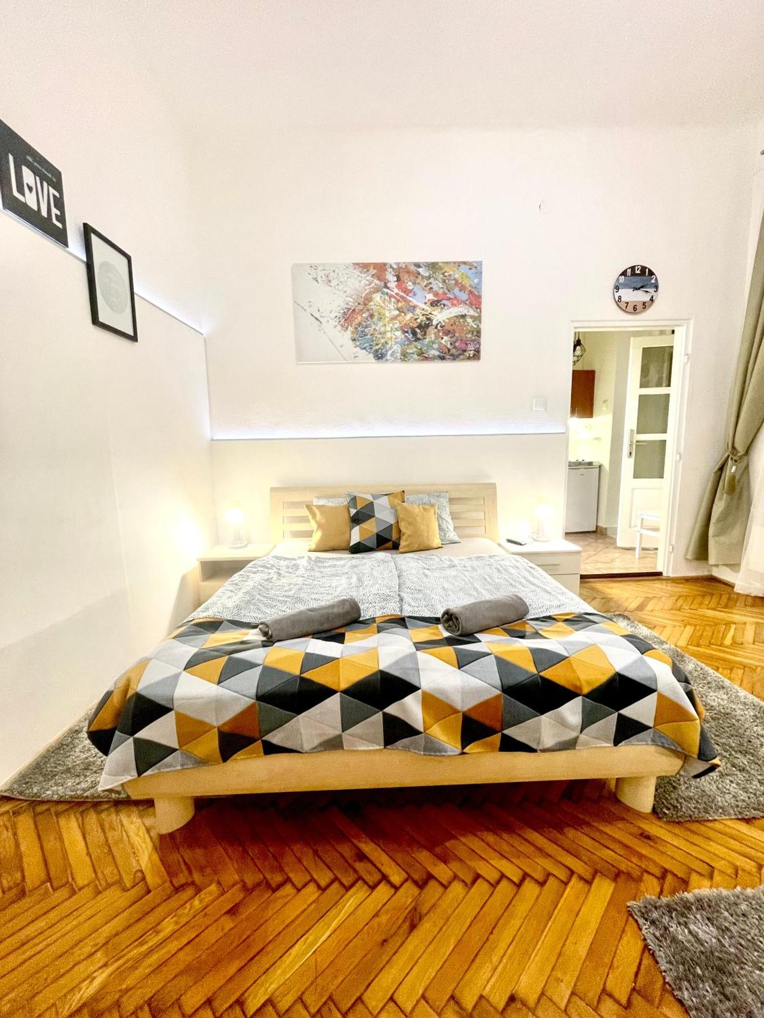 Small Cosy Apartment Near The Famous Westend City Center Budapest Eksteriør bilde
