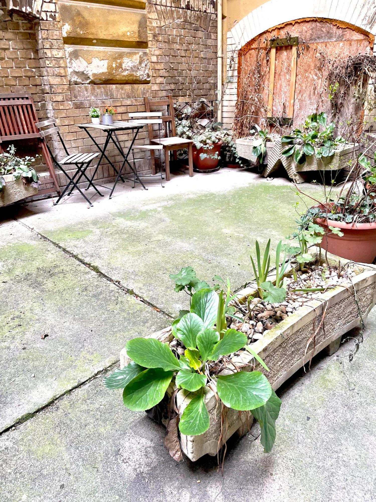 Small Cosy Apartment Near The Famous Westend City Center Budapest Eksteriør bilde